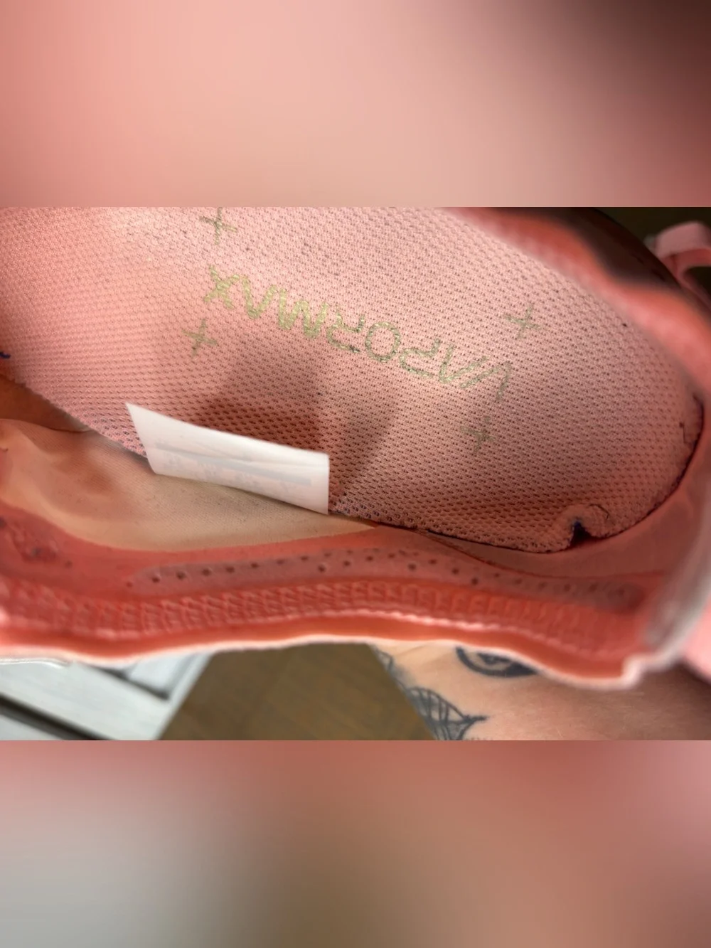 Nike Air VaporMax 2019 Pink Tint Barely Volt Neon Running Shoes Women’s Size 7
